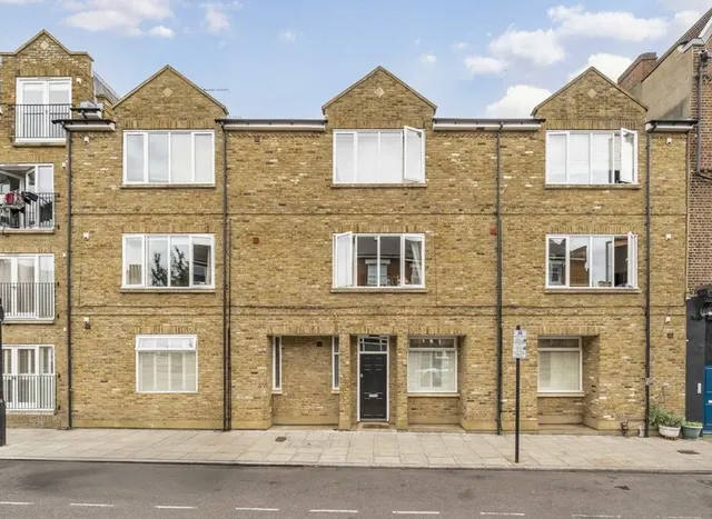 Mount Pleasant Crescent, Finsbury Park, N4, photo 1