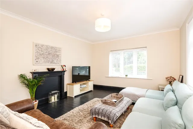 Arundel Road, High Salvington, BN13, photo 2