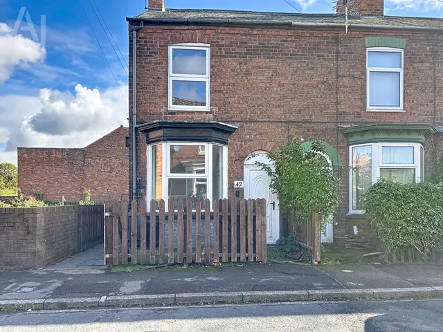 2 bedroom house, Wharton Street, Retford, DN22