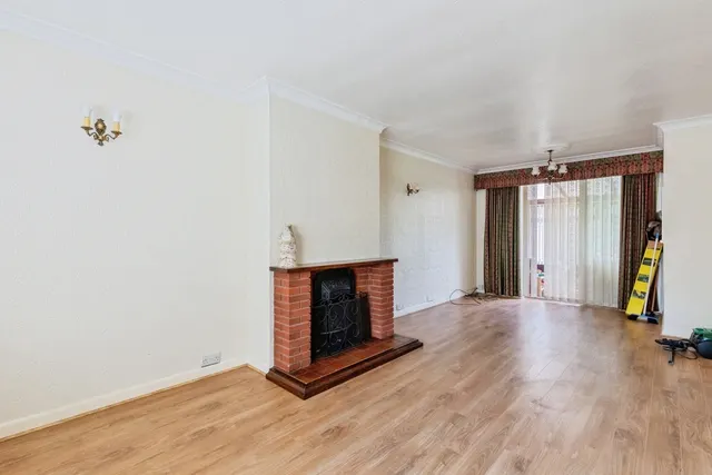 Photo 3 — Beake Avenue, Holbrooks, Coventry, CV6