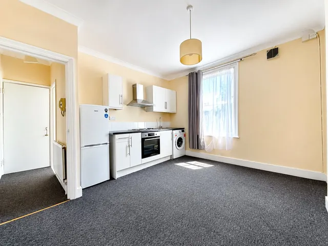 Thornford Road, London, SE13, photo 1