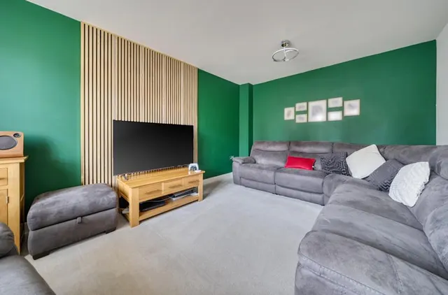 Hurrell Close, Halstead, CO9, photo 2