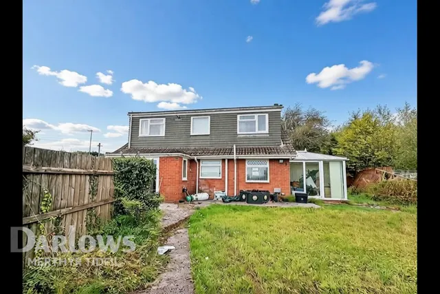 Salisbury Close, Merthyr Tydfil, photo 1