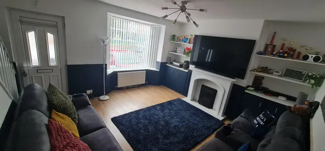 Ninth Avenue, Oldham, OL8, photo 3