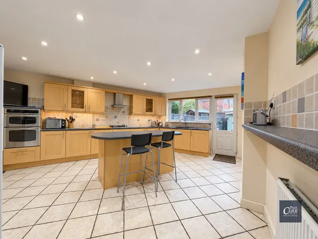 Lindrosa Road, Streetly, B74, photo 3