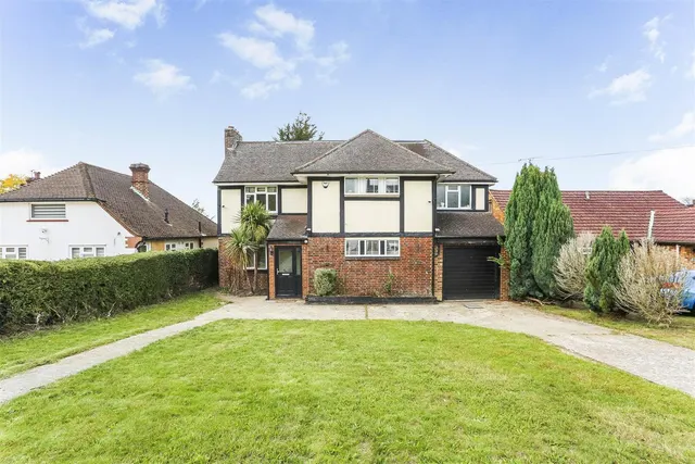 Ruden Way, Epsom, Surrey, KT17 3LL, photo 1