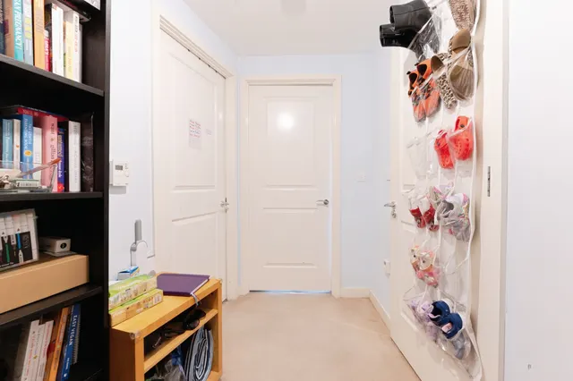 Photo 2 — 21 Durnsford Road, London