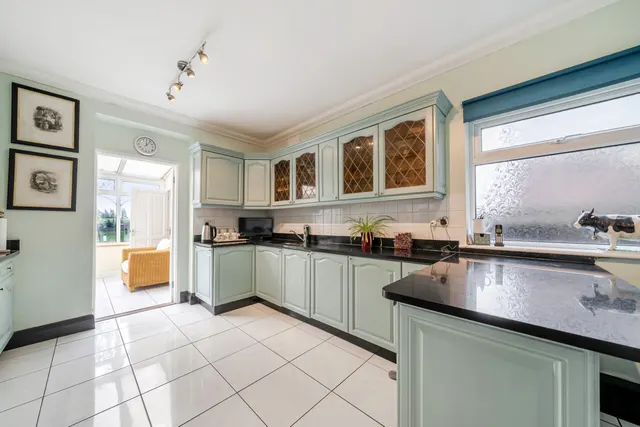 Upperton Road, DA14, photo 3