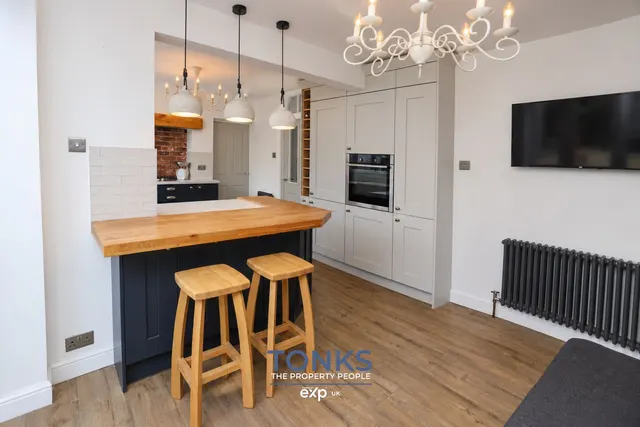 Spring Vale Road, Rowley Regis, B65, photo 3