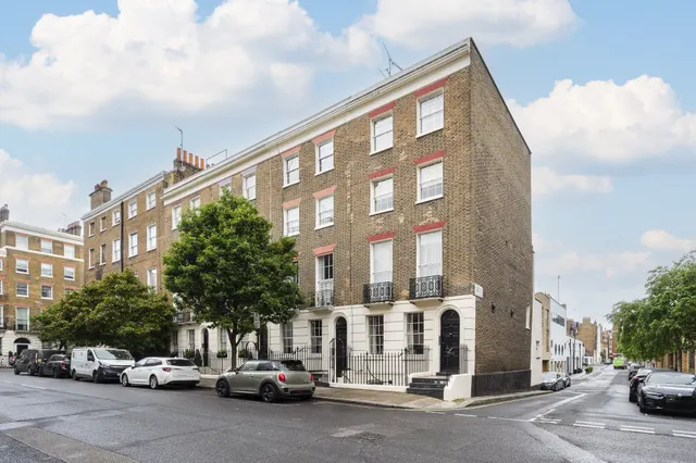 102d Blandford Street, London, photo 1