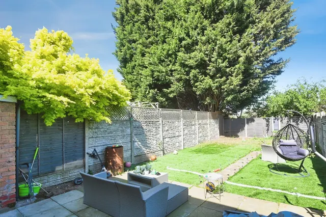 Lillington Grove, Shard End, B34, photo 3