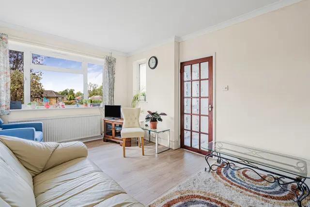 Orchard Close, Normandy, GU3, photo 3