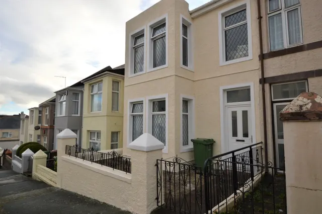Carmarthen Road, Plymouth, Devon, PL4