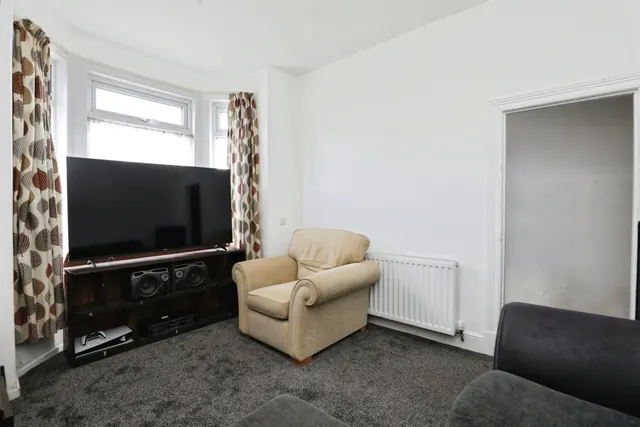 Wharton Road, Winsford, CW7, photo 3
