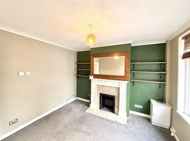 Birmingham Road, Studley, photo 2