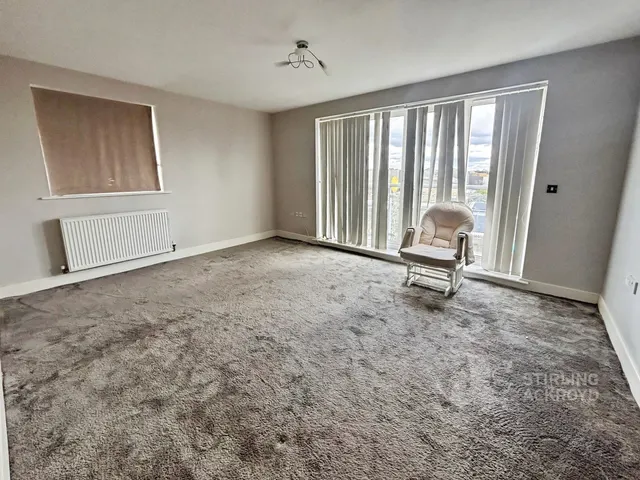 Sundeala Close, Sunbury-on-Thames, TW16, photo 2