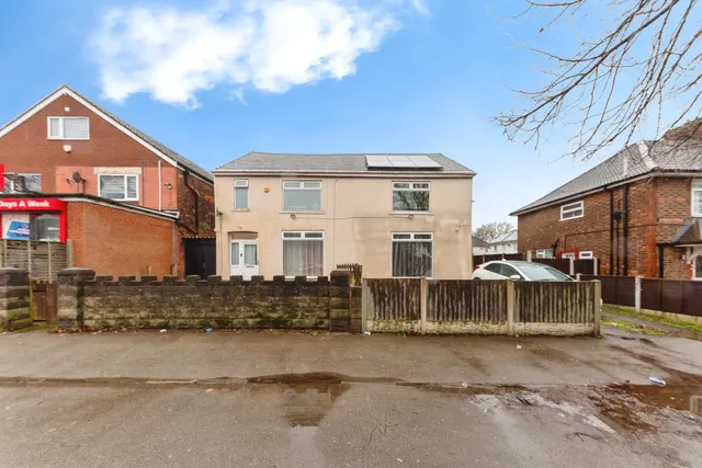 Henderson Avenue, Scunthorpe, DN15, photo 1