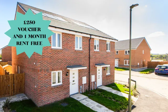 Bristol Drive, Grove, OX12, photo 1