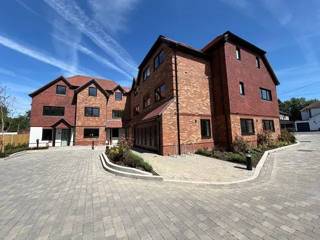 Farleigh Road, Warlingham, photo 3