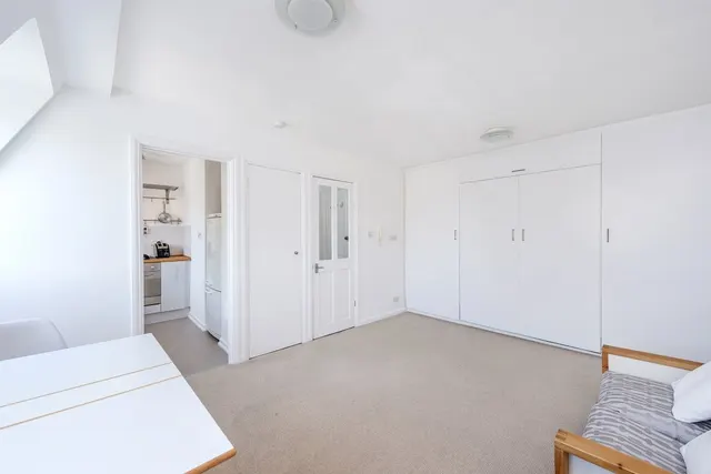 Sinclair Road, Brook Green, W14, photo 3