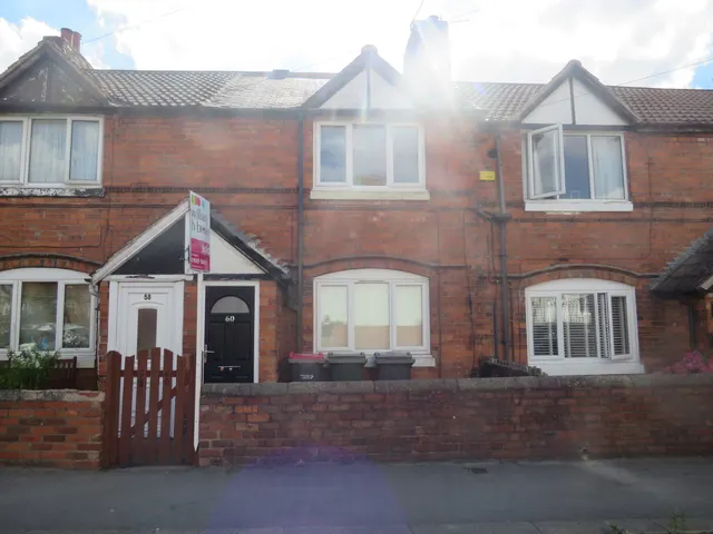 Victoria Street, S25, photo 1