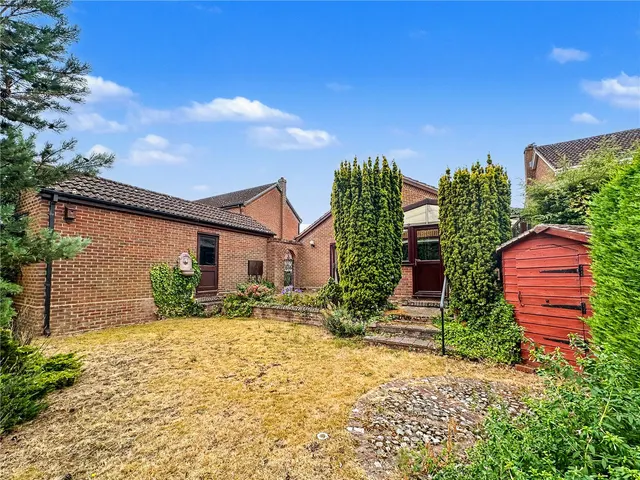 Photo 3 — Bradshaw Road, Drayton, Norwich, Norfolk, NR8