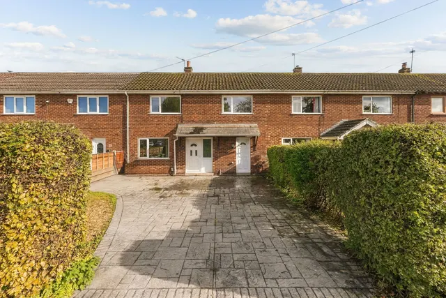 Earlsway, Macclesfield, photo 1