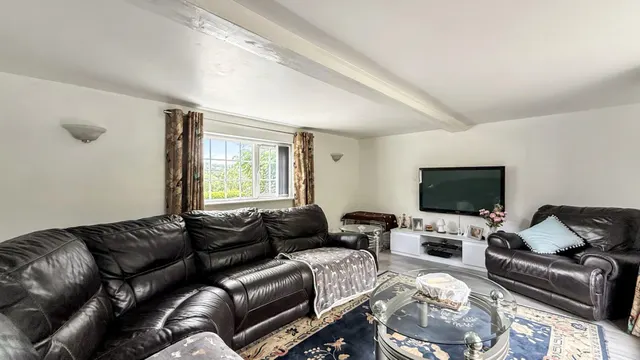 Sutton End, Crockerton, BA12, photo 2