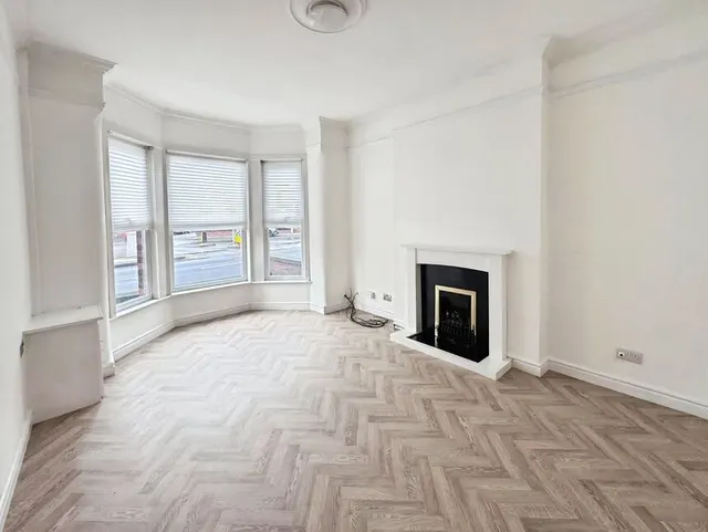 Memorial Road, Worsley, M28, photo 2