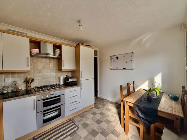 Mildmay Close, Grange Park, SN5, photo 3