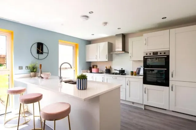 The Ayleford, Willow Green, RG42, photo 1