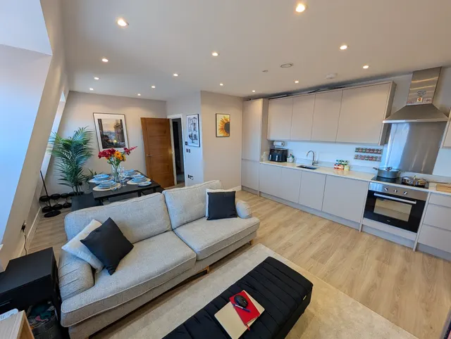 Photo 2 — Stonehills, WELWYN GARDEN CITY