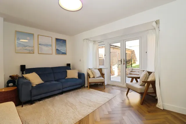 Photo 3 — Bridgeman Way, BRISTOL, Avon, BS10