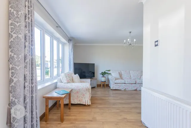 Photo 3 — Falcondale Road, Winwick, Warrington, WA2 8NB