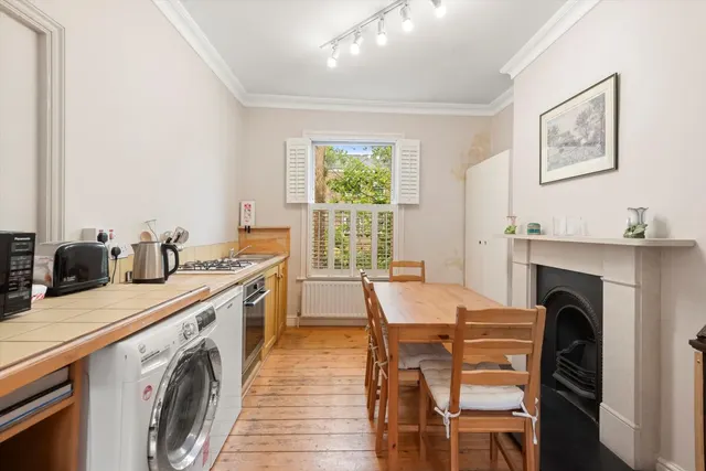 Brackenbury Road, London, W6, photo 3