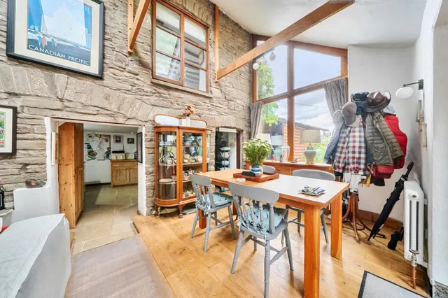 The Cottage, Velindre, LD3, photo 3