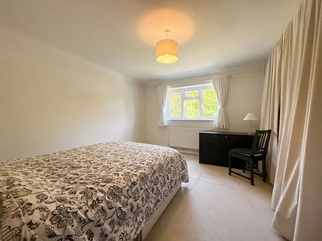 Cornwall Road, Uxbridge, UB8, photo 3