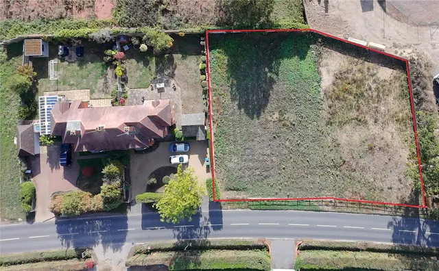 Woodlands Lane, Stoke d'Abernon, KT11, photo 1