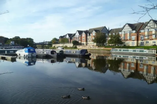 Moat House, Marine Approach, Cheshire, CW8, photo 1