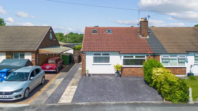 Alderley Road, Thelwall, Warrington, Warrington, WA4 2JA, photo 1
