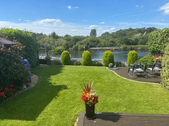 Photo 2 — Alderley Road, Thelwall, Warrington, Warrington, WA4 2JA