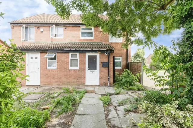 Woodget Close, Beckton, London, E6, photo 1