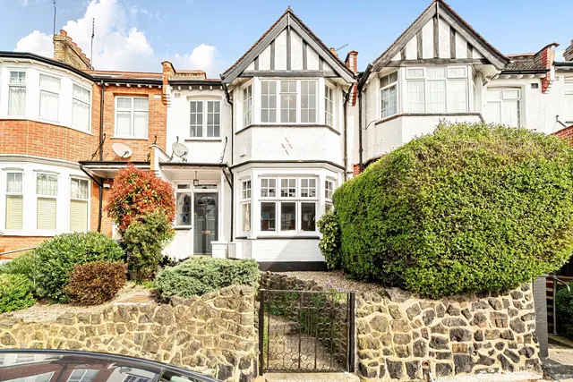 Rokesly Avenue, Crouch End, London, N8, photo 1