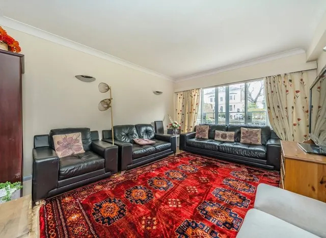 Photo 3 — Putney Hill, Putney, SW15