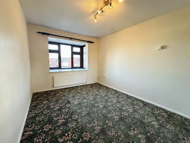 Potton Road, Biggleswade, SG18, photo 3