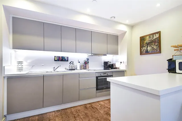 Enterprise Way, London, SW18, photo 1