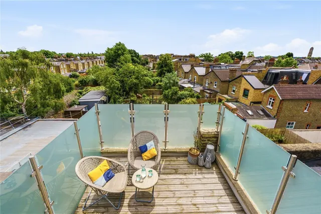 East Hill, London, SW18, photo 1