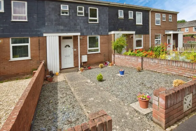Bishop Westall Road, Exeter, Devon, photo 1