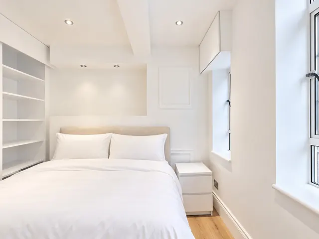 Sloane Avenue, London, SW3, photo 2
