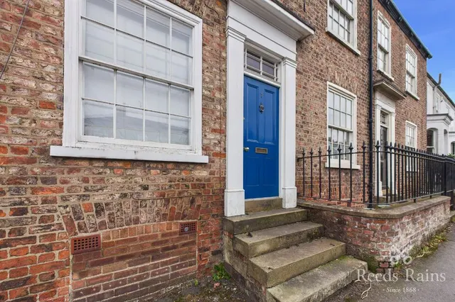 Acomb Road, York, YO24, photo 2